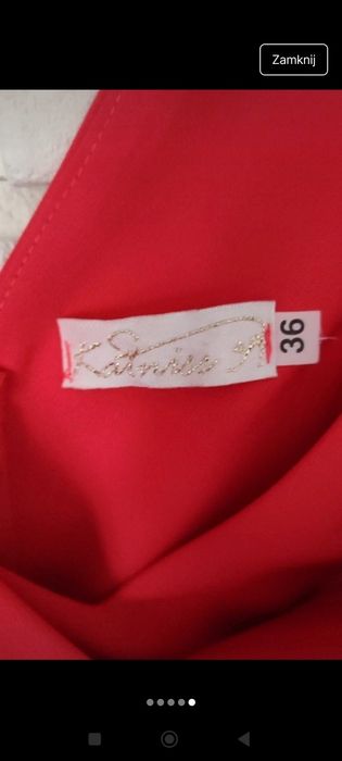 Długą sukienka 36
