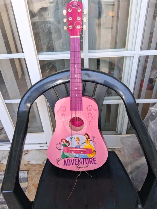 Guitarra para criança