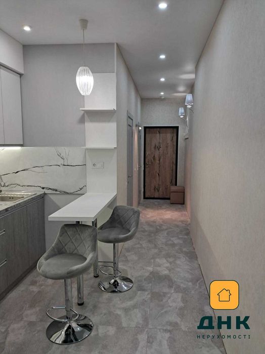 Жк Посейдон! Пляж Золотой Берег! Море 5минут пешком!  Продам студию с ремонтом! Готовый арендный бизнес!