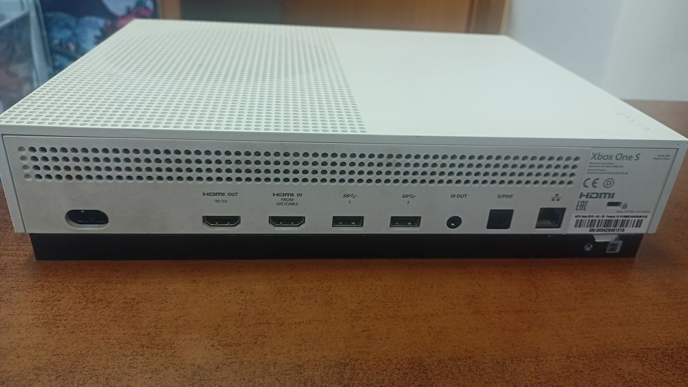 Konsola Xbox one S uszkodzona