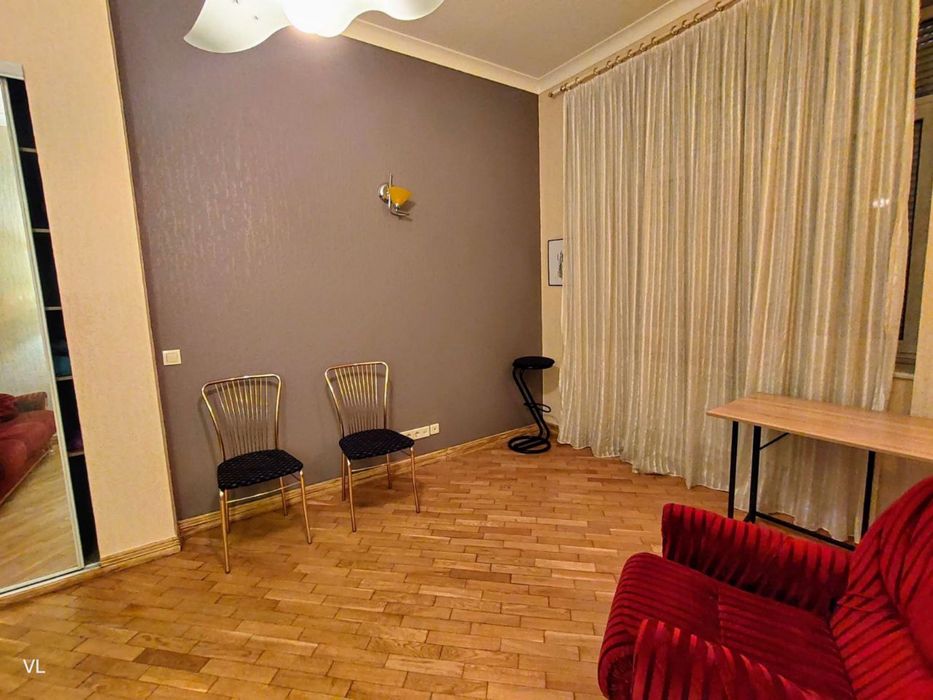 Терміново!Квартира/Офіс 58м² на Подолі! Царський будинок,вул.Ярославська,39В,метро Контрактова площа