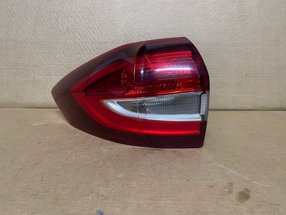 FAROLIM TRAS ESQUERDO FORD C-MAX ANO 2015 ORIGINAL F1CB-13405-BC