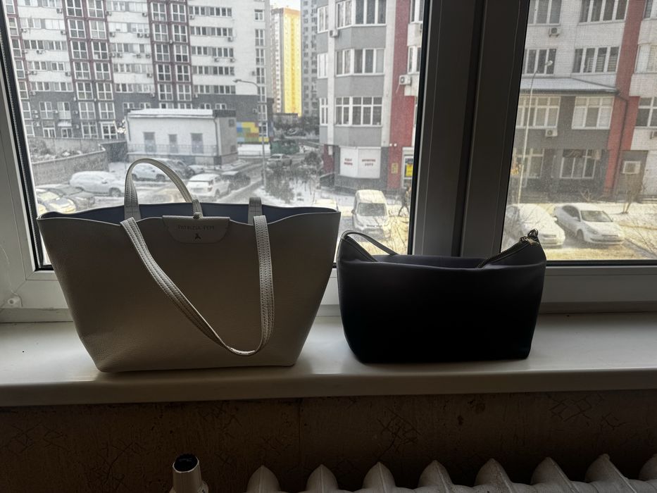 Двостороння сумка Patrizia Pepe з косметичкою