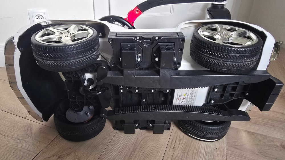 Jeździk Mercedes GL63 AMG chodzik pchacz bujak 5w1