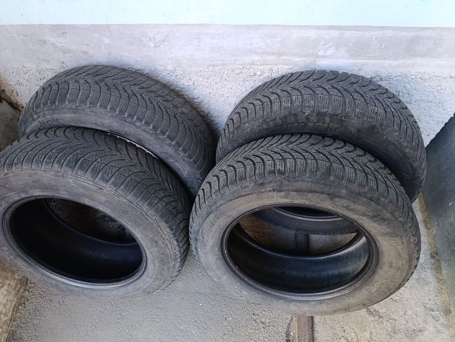 Шини 195 65 р 15 мішелін б/у