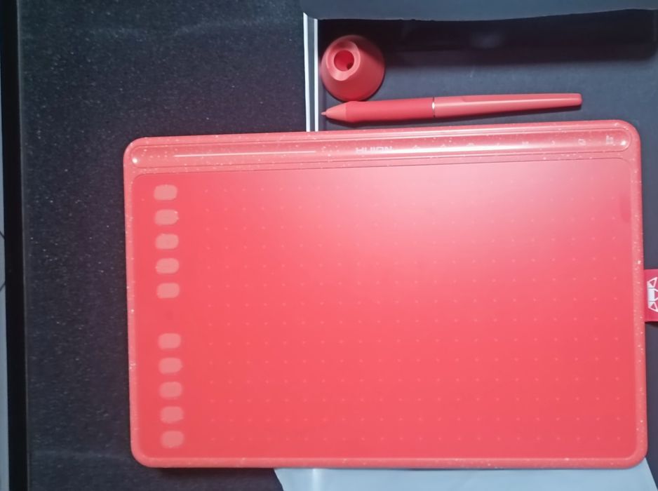 Графічний планшет Huion HS611