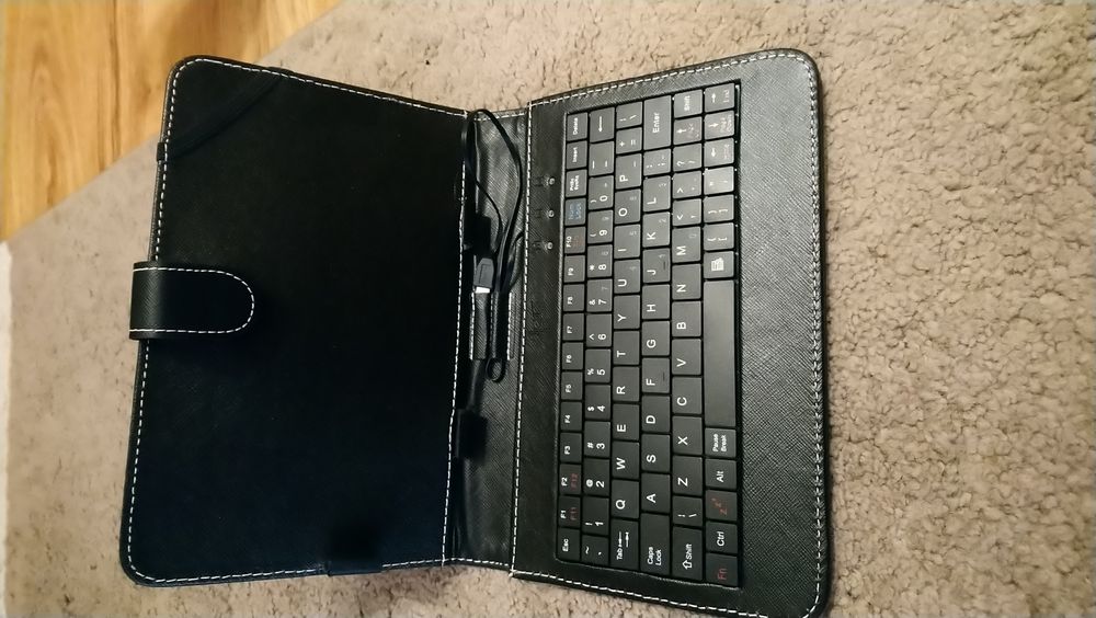 Klawiatura w etui tableta