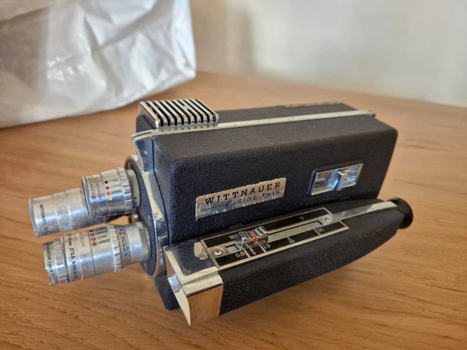 Wittnauer Cine-Twin WD 400 – Câmara/Projetor 8mm Vintage