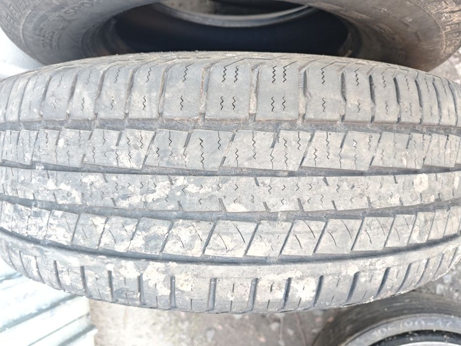 Резина 245.70р16 м+s пара