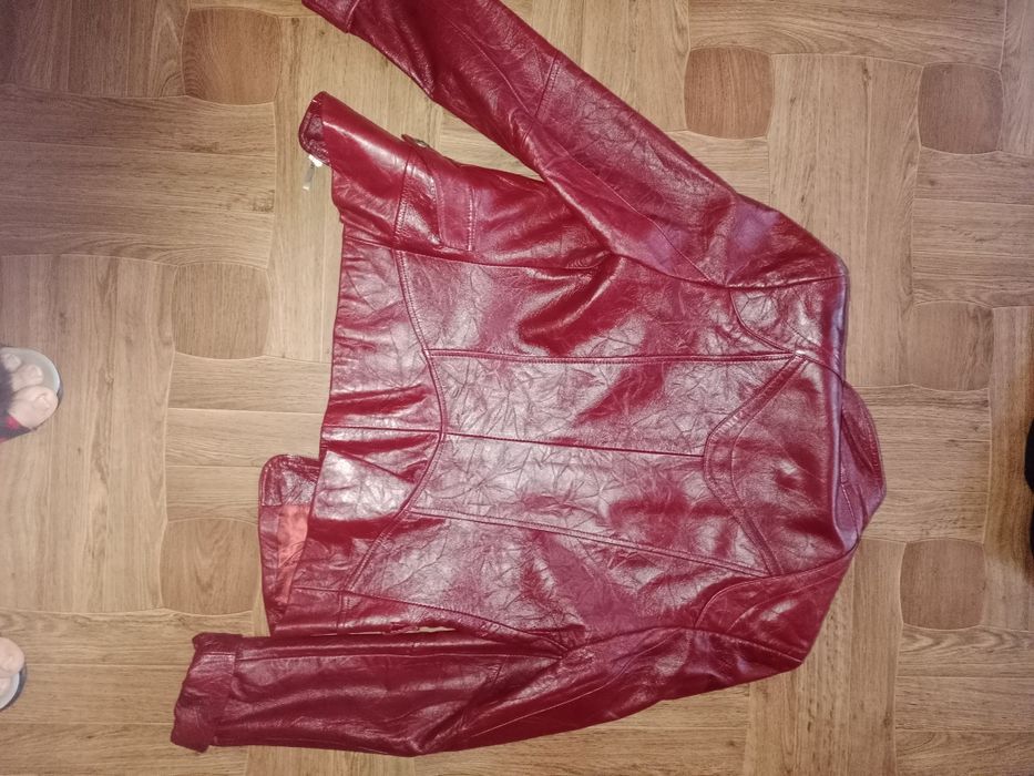 Куртка размер 40 44 состояние идеальное 250 гривен