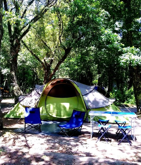 Tenda Quechua montagem fácil | 4 pessoas
Tem dois quartos e uma salaMedidas nas fotos.
Entrega em mão na Póvoa de Santa
