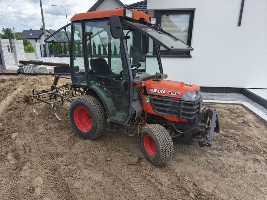 Mini Traktor Kubota B1610
