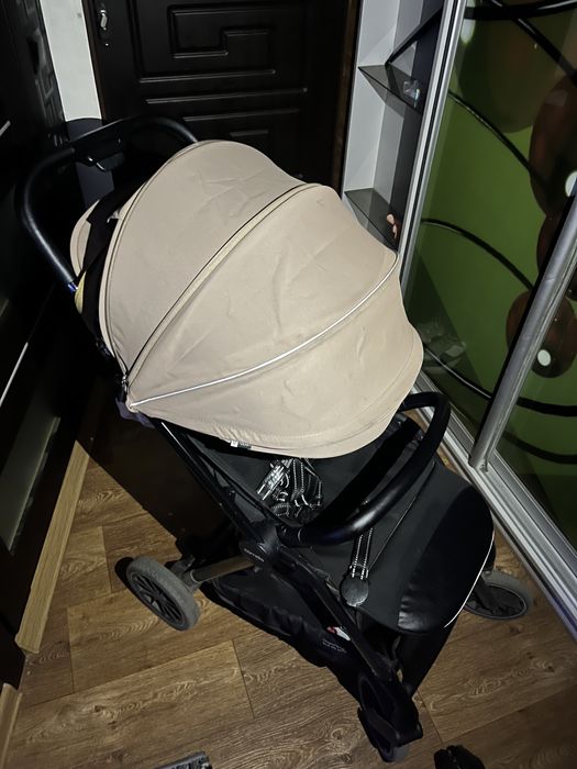 Коляска прогулянкова Carrello Delta