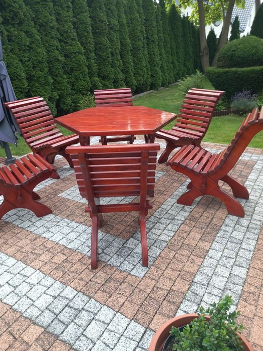 Zestaw mebli ogrodowych drewnianych