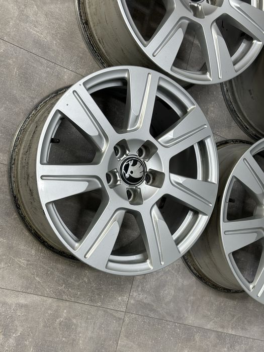 Ковані оригінальні диски Audi, Skoda, Volkswagen 5х112 7.5J R17
