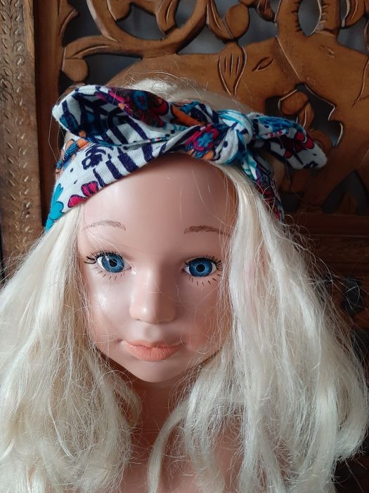 Kolorowa opaska materiałowa na głowę dla dziewczynki