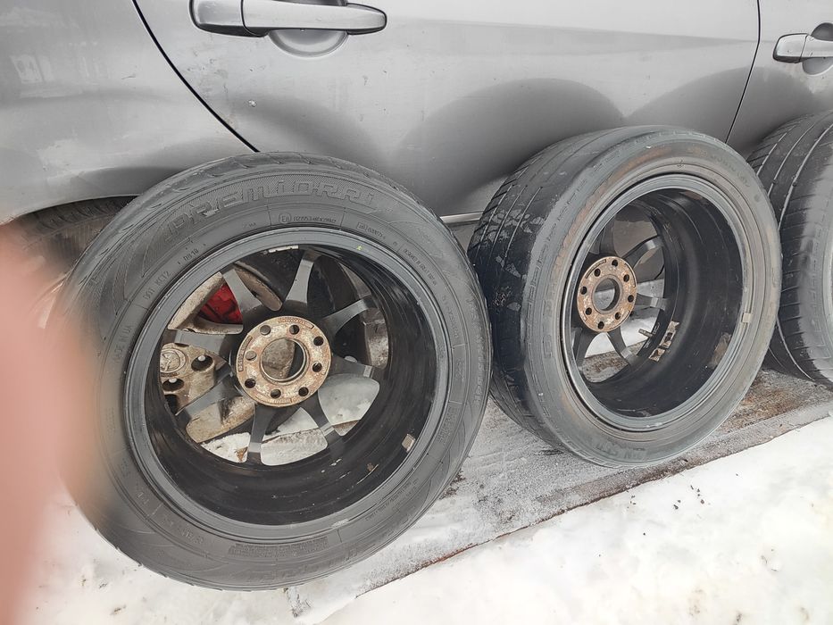 Продам.   тітани