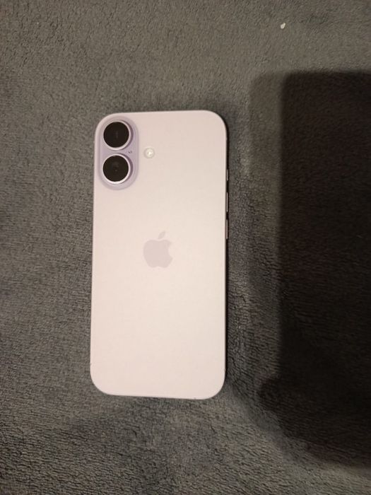 iPhone 17 impecável