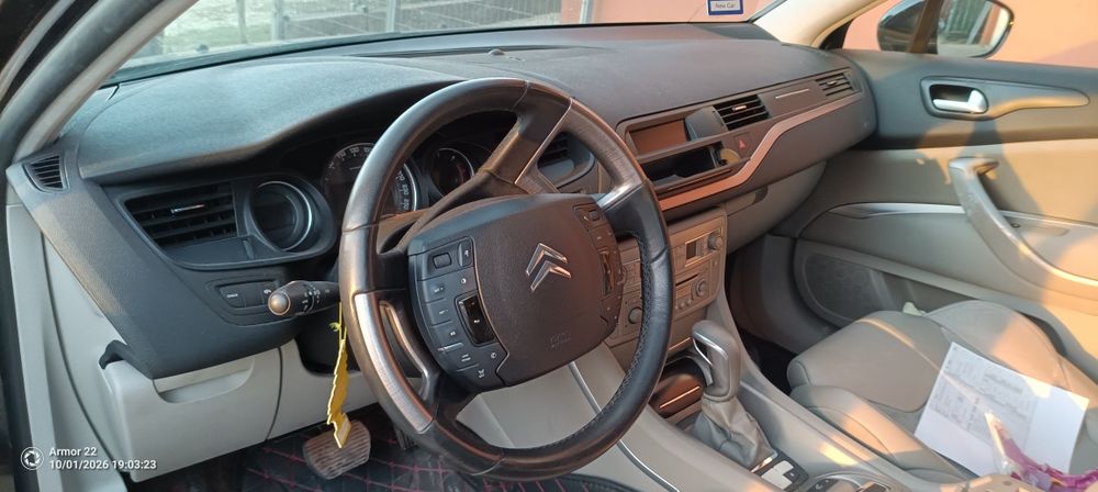 Citroen c5 (III) de 2011 V6 HDi só peças