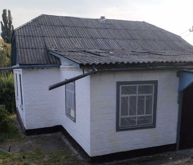 Продам будинок в місті Фастів.