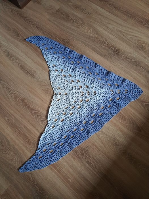 Wyprzedaż Chusta na szydełku