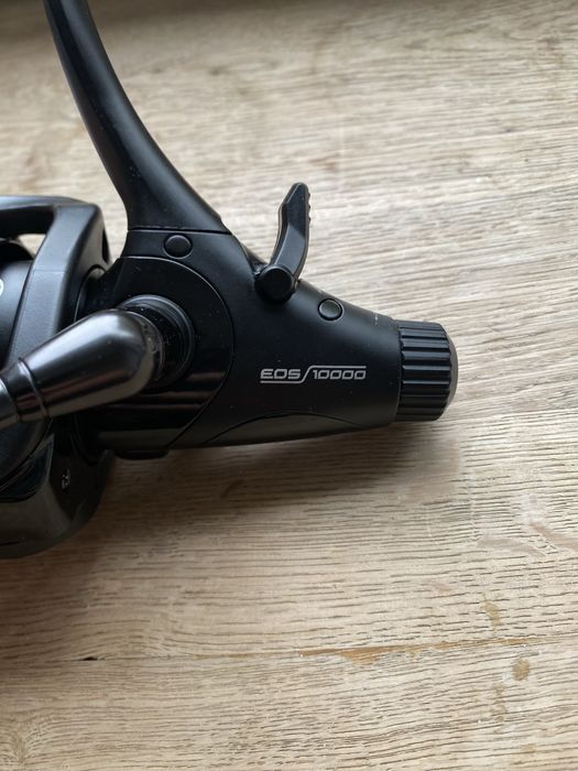 Kołowrotek karpiowy FOX EOS 10000