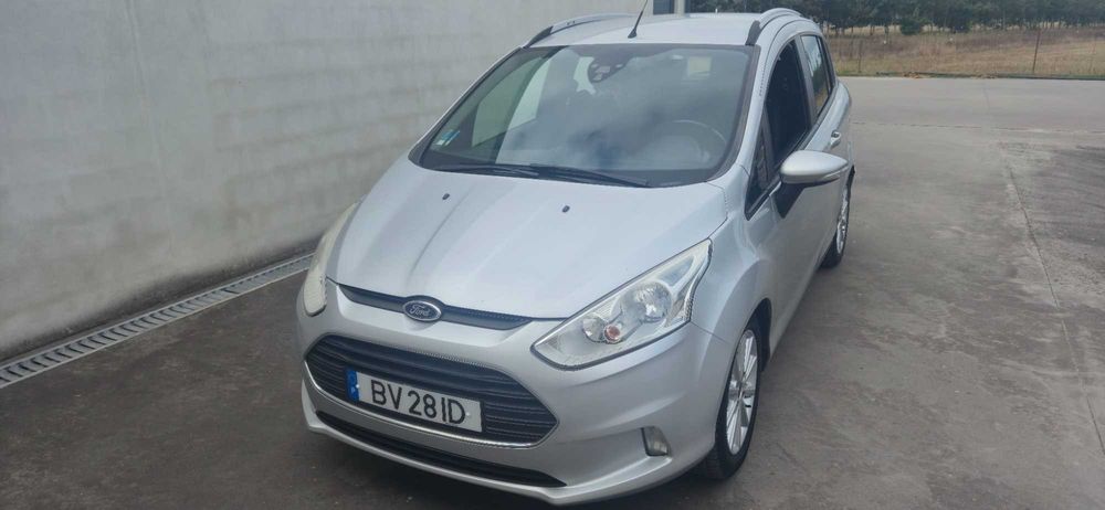 Ford B-Max — fotografia 2