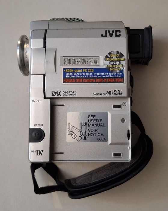 JVC GR-DVX9 MiniDV para Peças ou Restauro – Na Caixa com Acessórios
