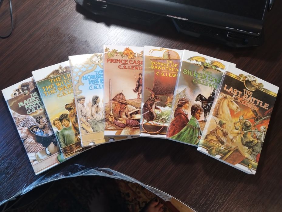 Набір The Chronicles of Narnia 1995 року англійською