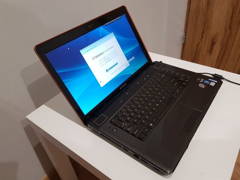 Laptop Lenovo Ideapad Y550