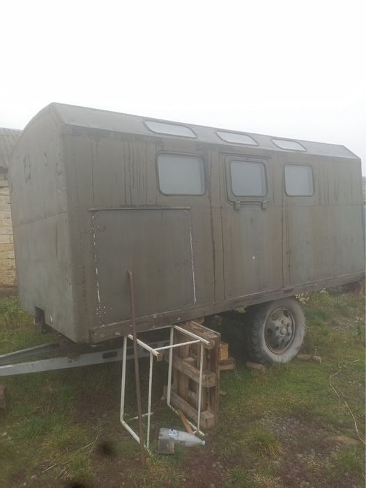 Продам кунг прицепной