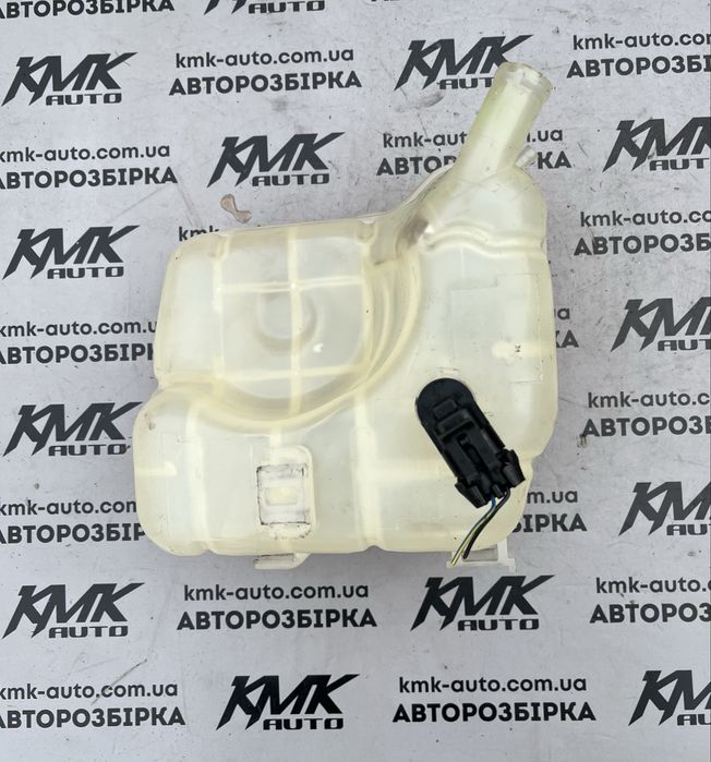 Бачок охолоджуючої рідини Opel Insignia 08-17р.