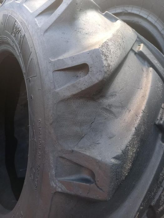 Opona używana rolnicza 15.0/55-17 15.0/55R17 BKT IMPLEMENT 200zł W4698