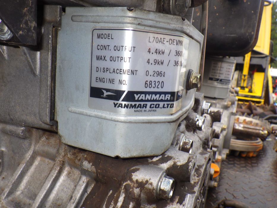 Japoński Silnik jednocylindrowy Yanmar L 70 Diesel -Czesci Hydraulika
