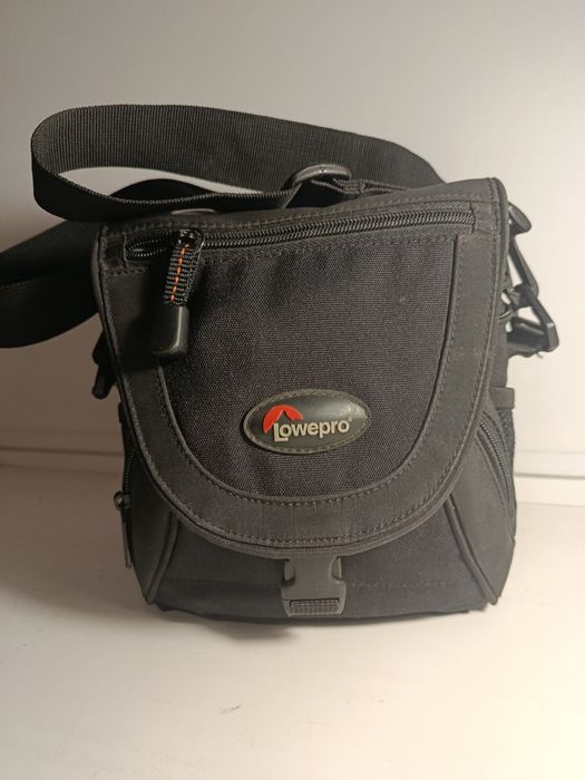 Сумка для фотоаппарата Lowepro mini AW