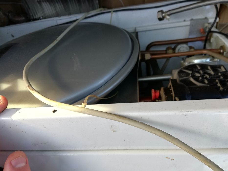 Termostat Sprzedam piec do centralnego gazowego i wody