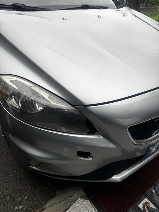 Volvo V40 R-Design 2013