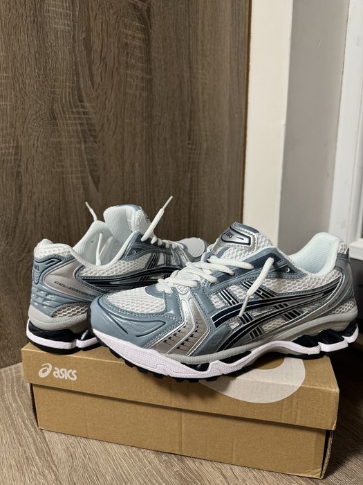 asics gel-kayano 14
