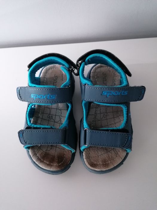 Sandałki chłopięce 26