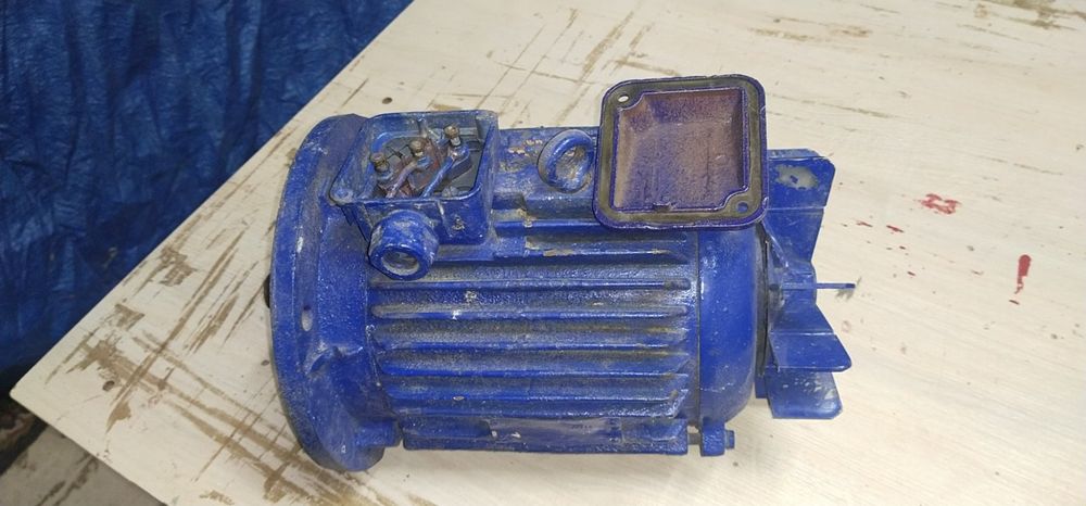 продам электродвигатель