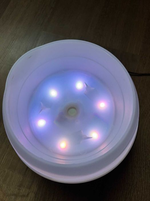 Зволожувач повітря з підсвіткою