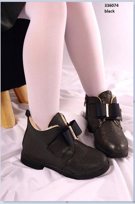 Черевички дитячі на хутрі sale!