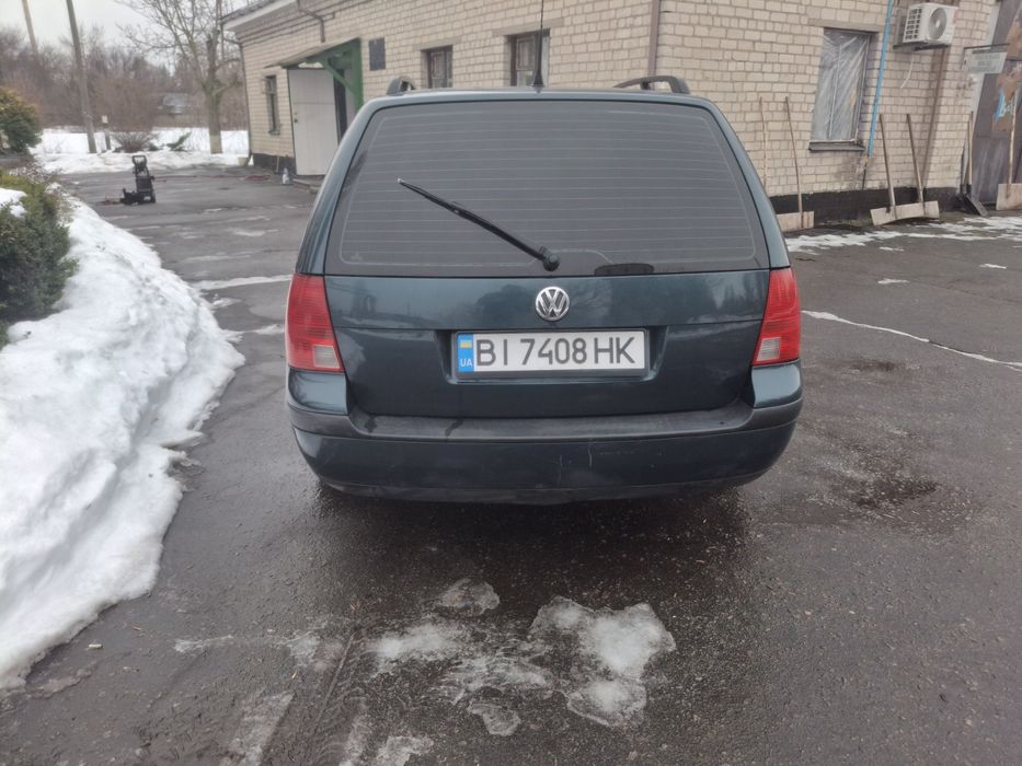 Продам гольф універсал 1.6