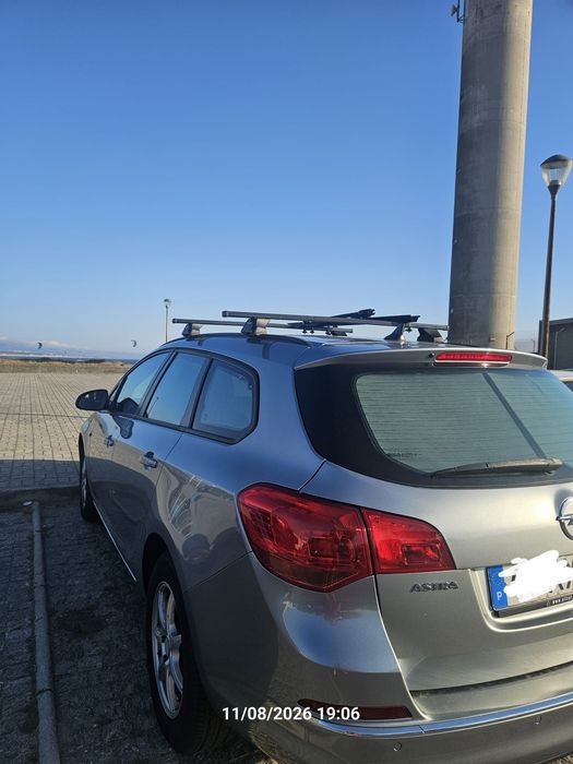 Opel Astra Sports Tourer 1.6 CDTI (2015) - Apenas 120.000 km