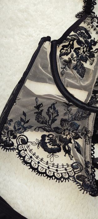 Elegancki komplet bielizny Luxury gorset siateczka Premium S 36 M 38