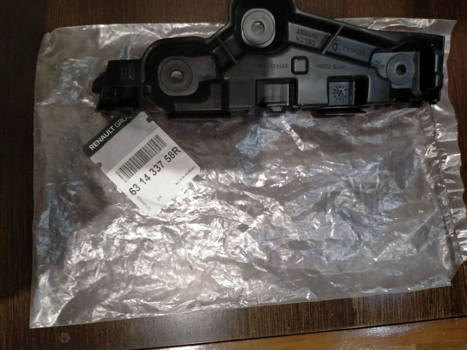 Кроншиейн бампера Renault Logan