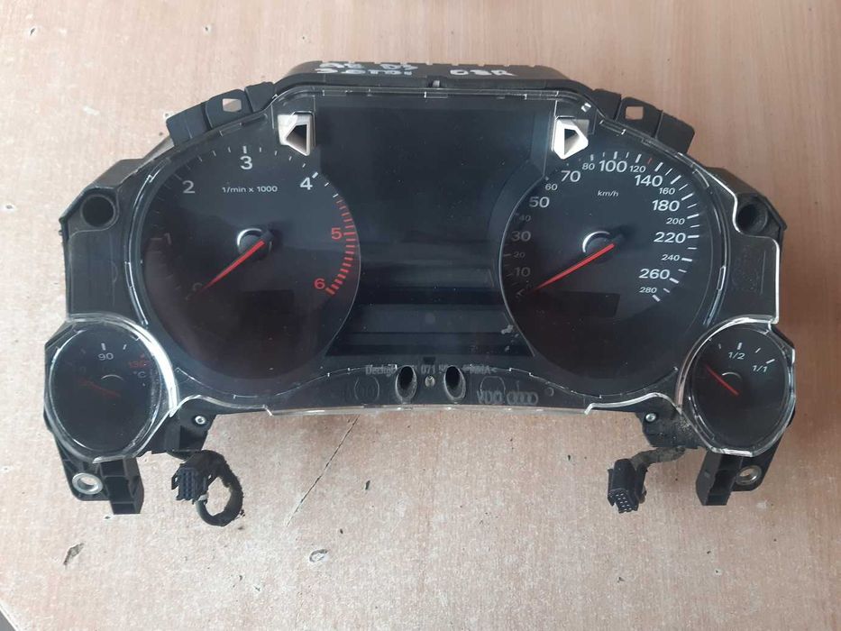 Audi A8 D3 3.0 TDI 08r lift quattro - licznik