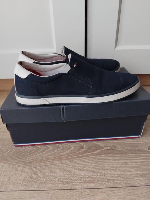 Tommy Hilfiger buty męskie r. 40