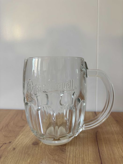 Kufel do piwa Pilsner Urquell – tłoczone logo, idealny stan
