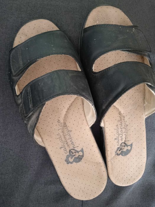 Chinelos ortopédicos